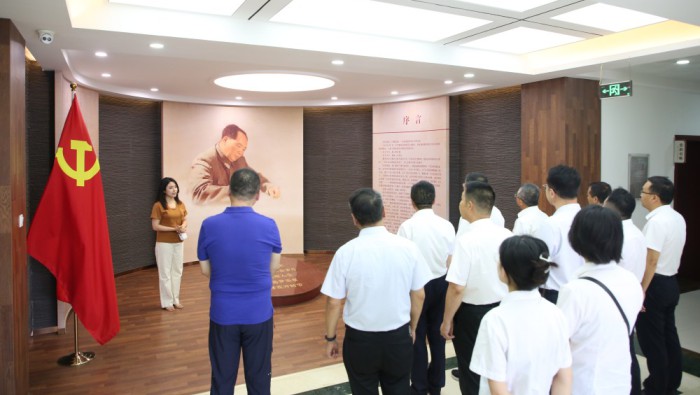 аÙʤÔÚÏß¹ÙÍø¼¯ÍÅ»ú¹ØµÚÒ»µ³Ö§²¿¿ªÕ¹Ö÷Ìâµ³Èջ